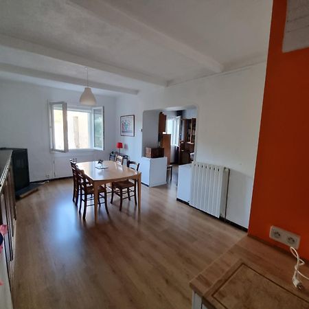 Gite Rue Tranquille Padern Экстерьер фото