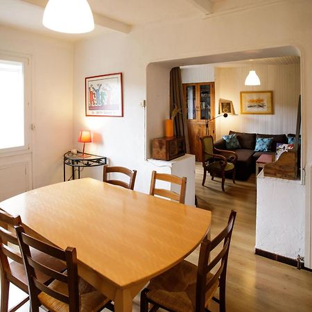 Gite Rue Tranquille Padern Экстерьер фото